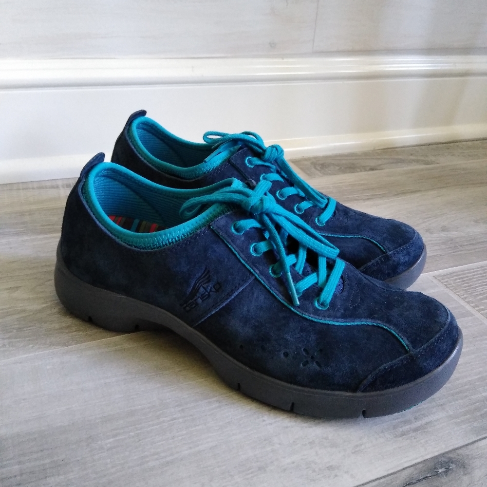 Dansko Suede Navy Lace - Up Elise Sneakers shoe